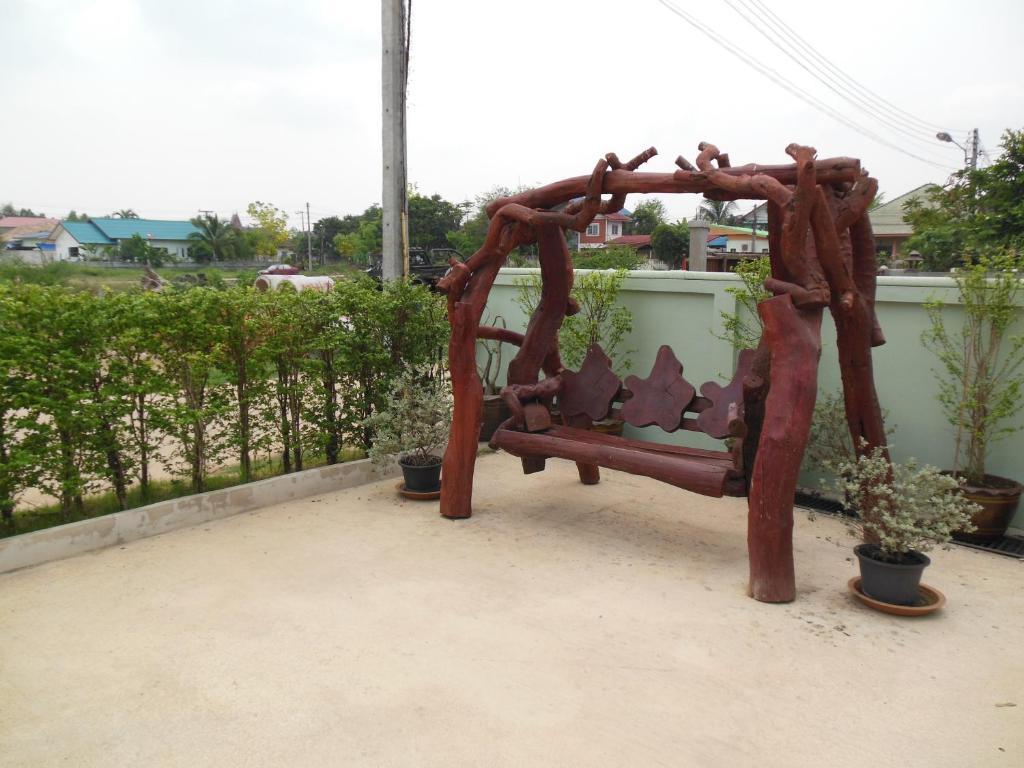 The Family Grand Hotel Udon Thani Exterior foto